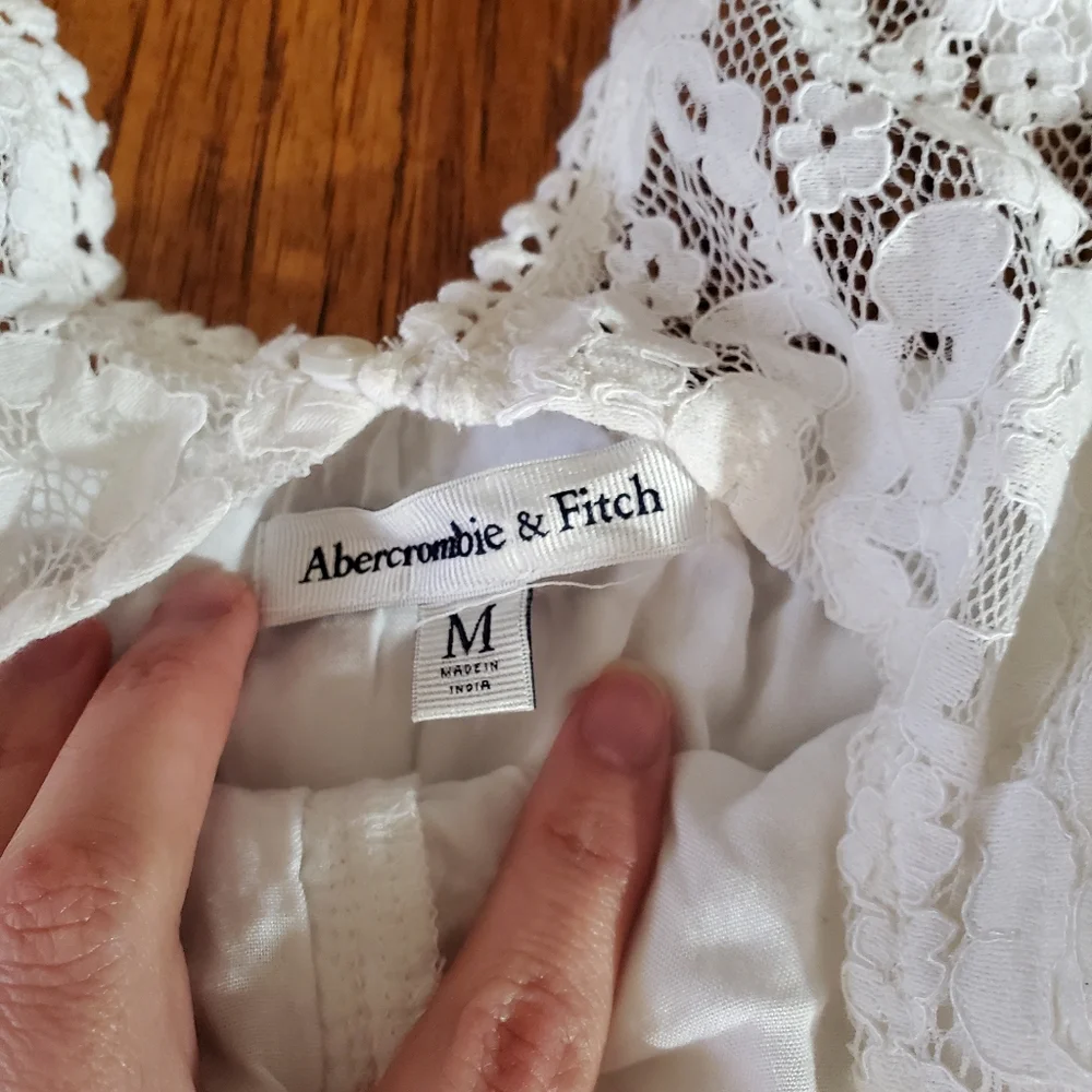 Abercrombie and Fitch white dress - Picture 5 of 6